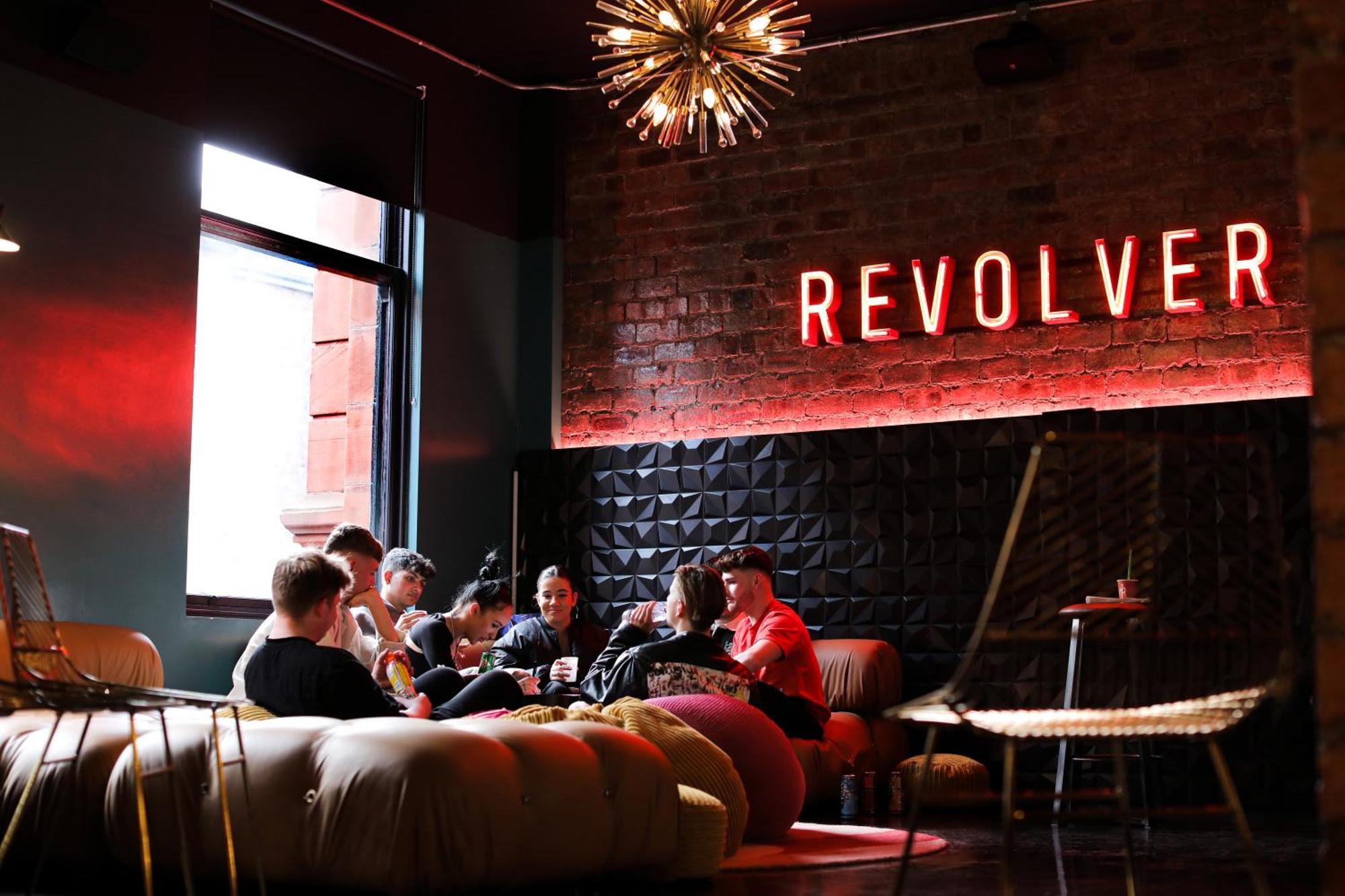 Revolver Glasgow Exteriér fotografie